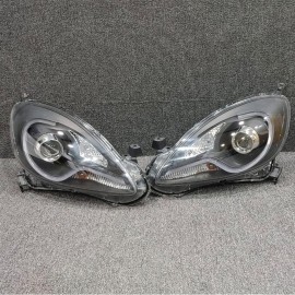 HONDA MOBILIO HEAD LIGHT
