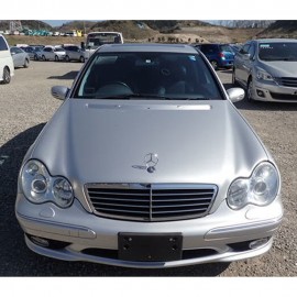 MERCEDES BENZ C CLASS W203 C32 AMG BODY KIT