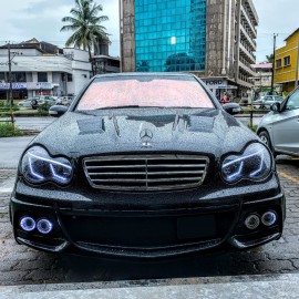 MERCEDES BENZ C CLASS W203 HEAD LIGHT