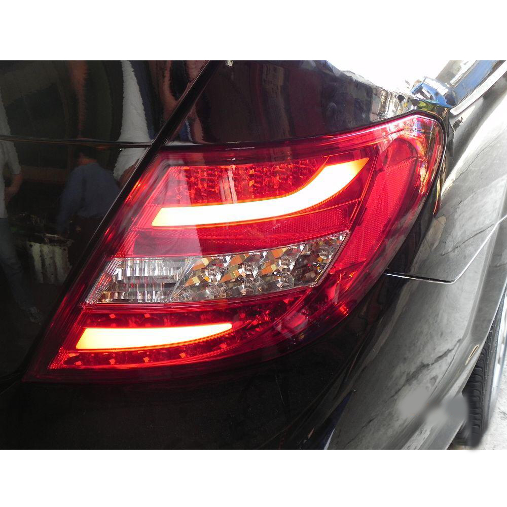 MERCEDES BENZ C CLASS W204 PRE FACELIFT TAIL LIGHT RED